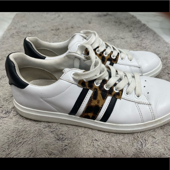 Tory Burch Howell Sneaker - Picture 2 of 3